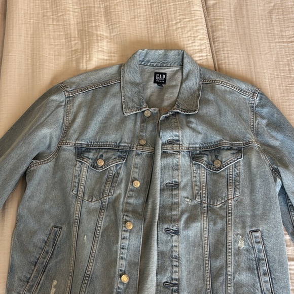 GAP denim jacket - Picture 2 of 5
